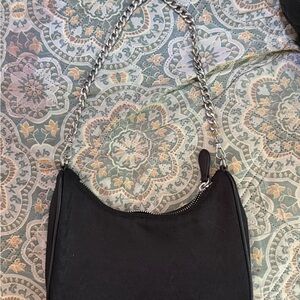 Elegant Black Chain Shoulder Bag
